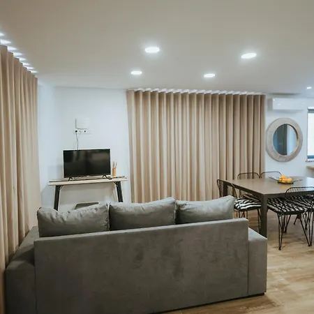 Quinta Da Nascente Апартаменты *